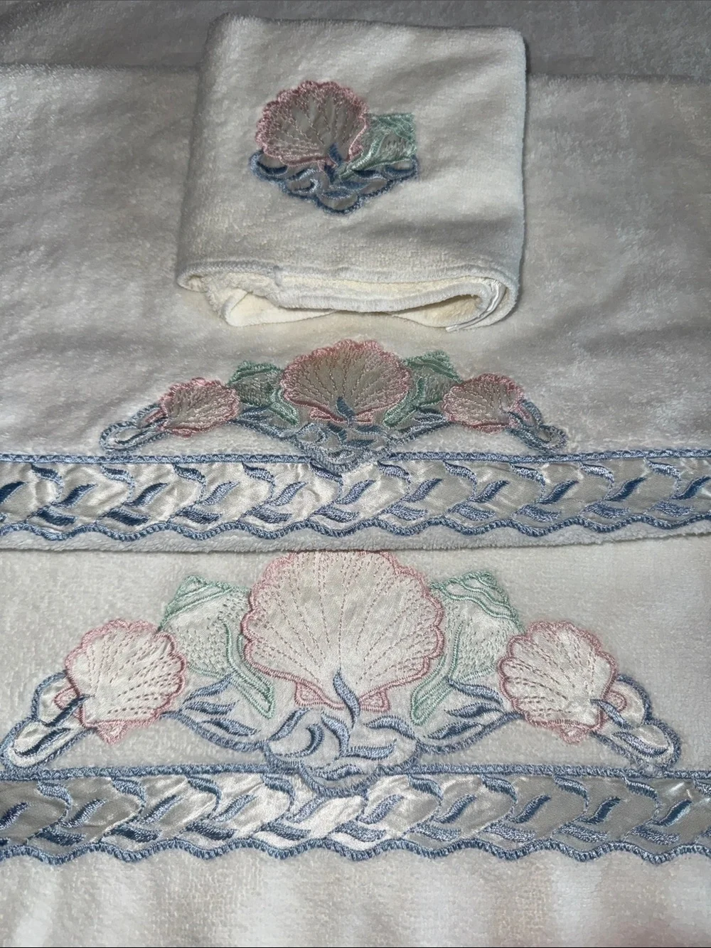 Vintage MCM J.C Penney Collection Sea Shell Bath Towel Set Of 3